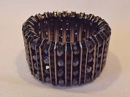 Faceted-Black-Bead-Bracelet[1].jpg